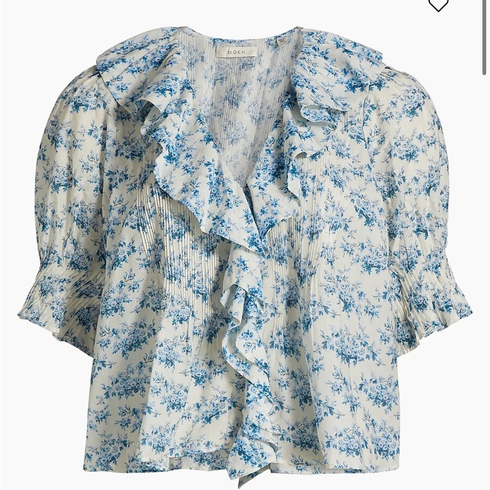 NWT DÔEN Blue and White Henri Floral Ruffled Short Sleeve Blouse